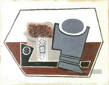 Pipe verre et paquet tabac 1914 cubisme Pablo Picasso Peinture à l'huile